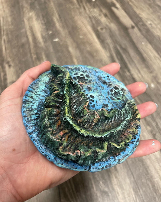 Water Leaf Ornament